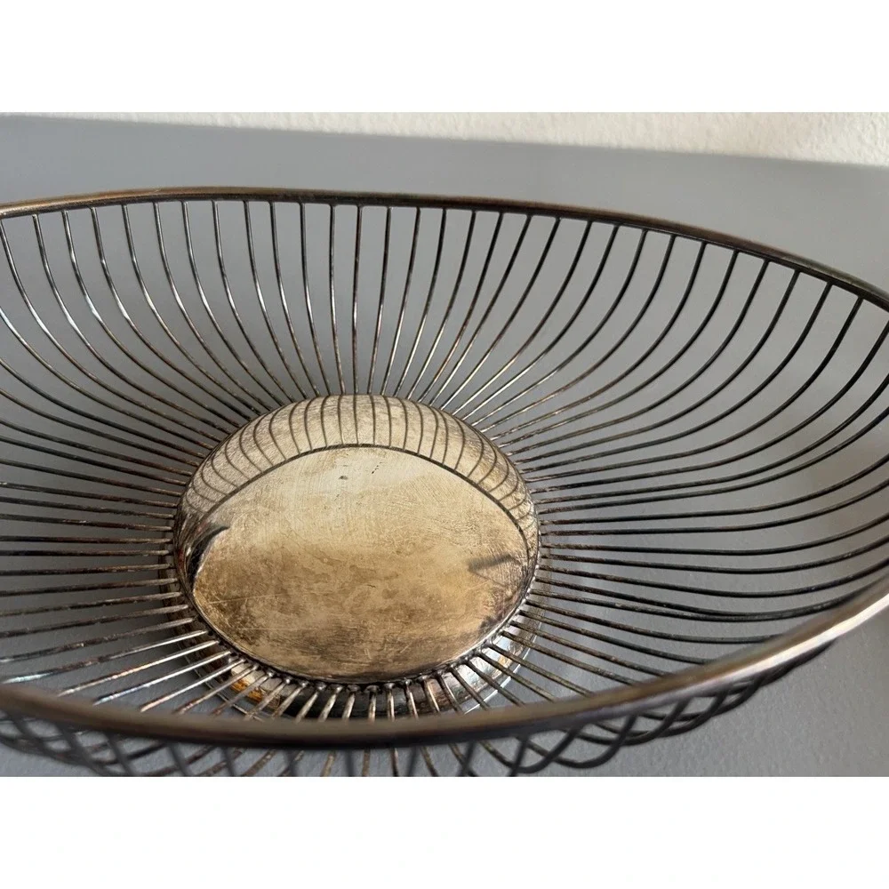 Vintage Leonard Silverplate Wire Fruit Basket MCM Oval Bread Bowl Hong Kong